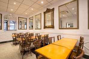 Restaurant - Hôtel Darcet Paris (Paris)