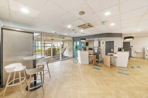 Reception - Comfort Hotel Paris Porte d'Ivry (Ivry-sur-Seine)
