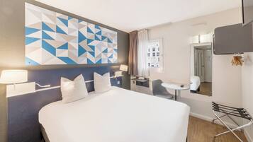 Room, 1 Double Bed, Accessible, Non Smoking | Desk, free WiFi, bed sheets