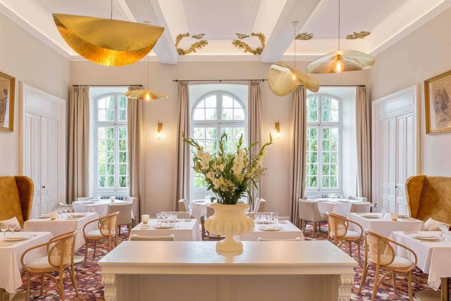 Déjeuner et dîner servis sur place, restauration en plein air 