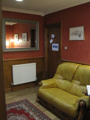 Lobby - Meridiana (London)