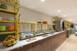 Daily buffet breakfast for a fee