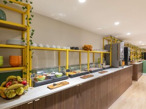 Daily buffet breakfast for a fee