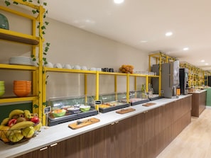 Daily buffet breakfast for a fee