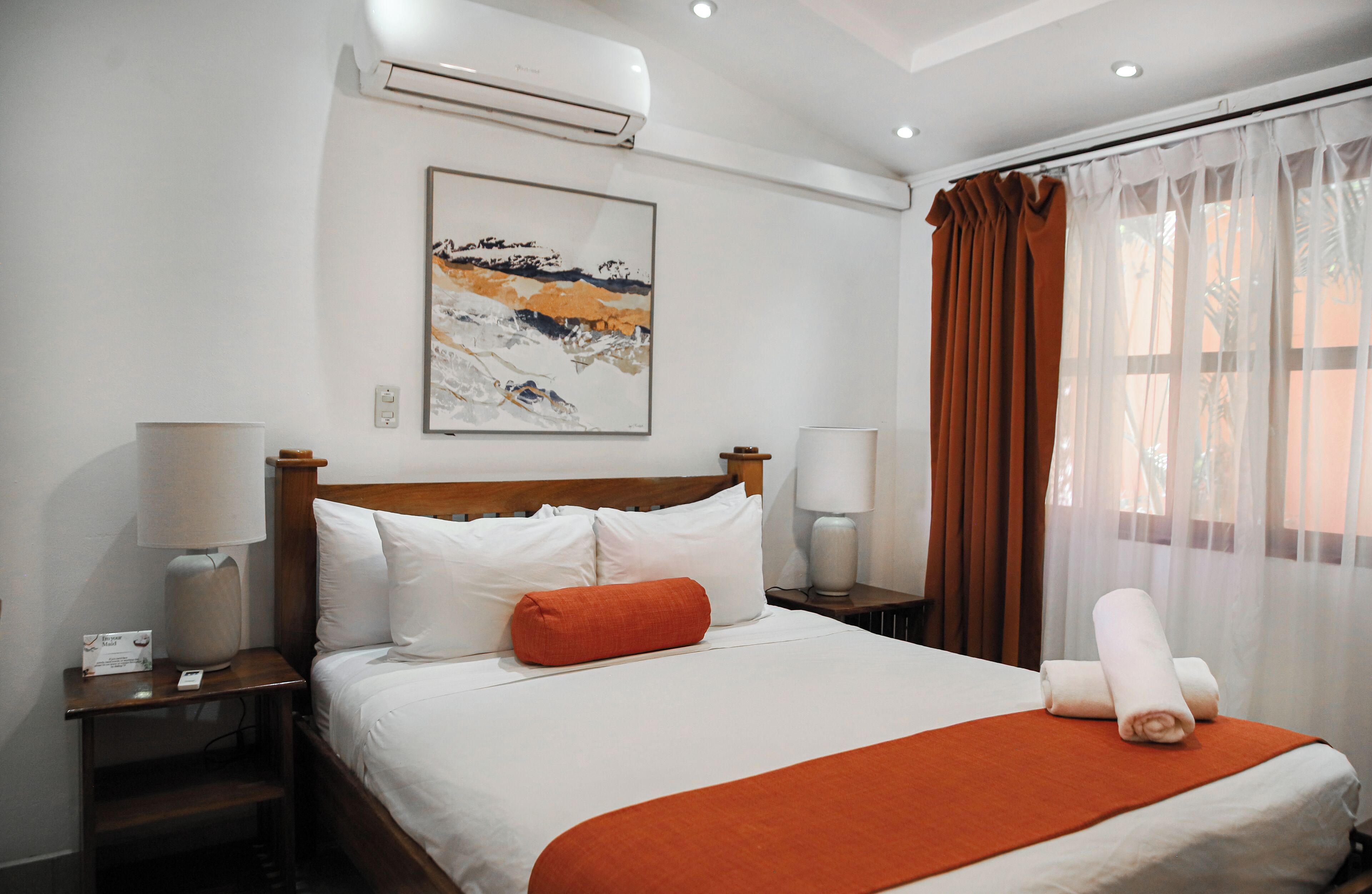 Family Room | Premium bedding, in-room safe, individually decorated