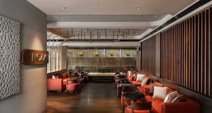 The Avenue Regent