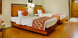 1 bedroom, premium bedding, minibar, in-room safe