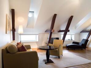 Junior Suite Loft | Vista a la calle