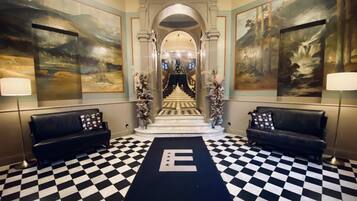 内部エントランス