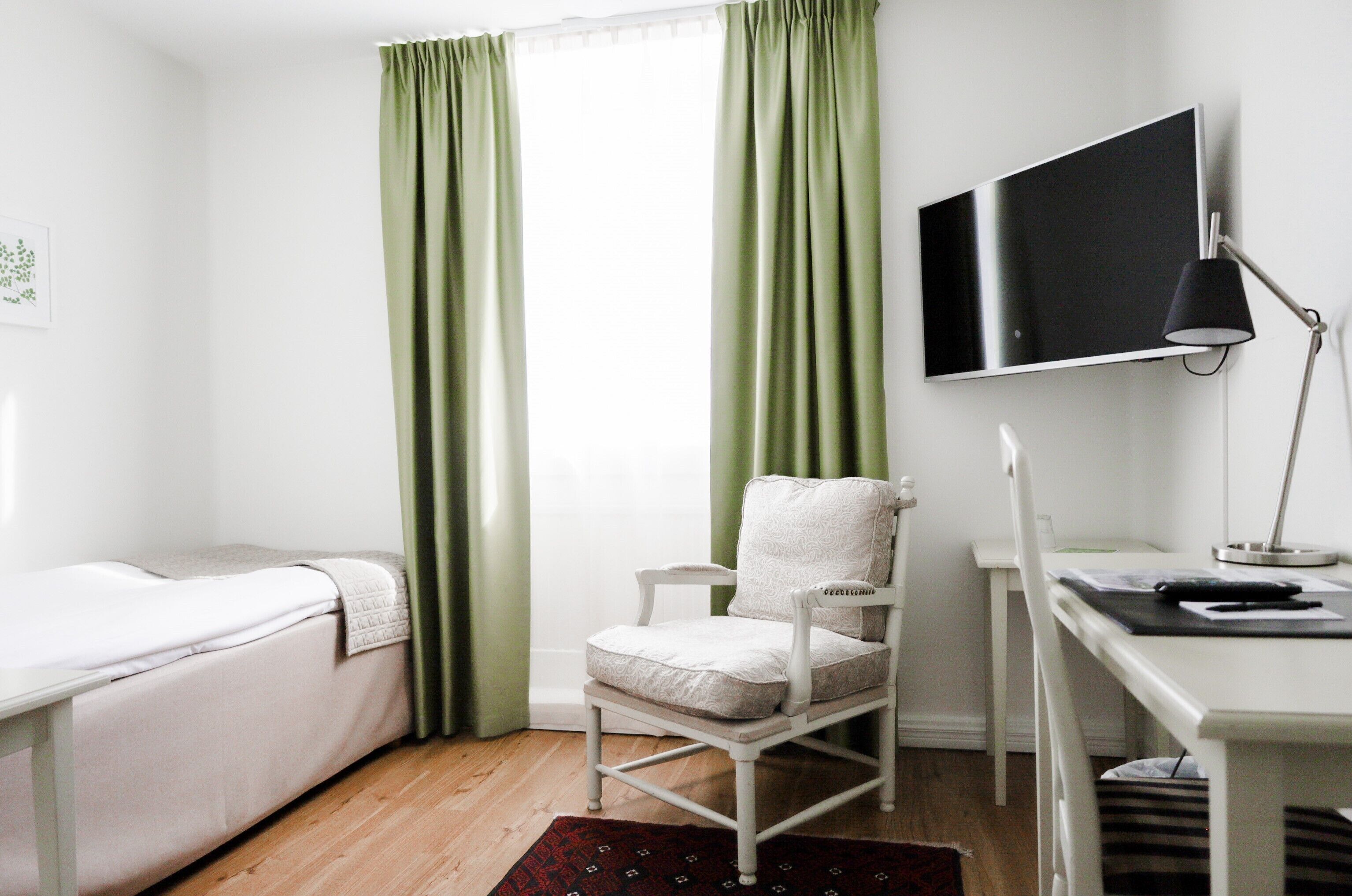 Desk, iron/ironing board, free WiFi, bed sheets
