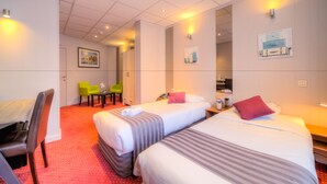 In-room safe, desk, soundproofing, WiFi (free) - Value Stay Menen (Menen)