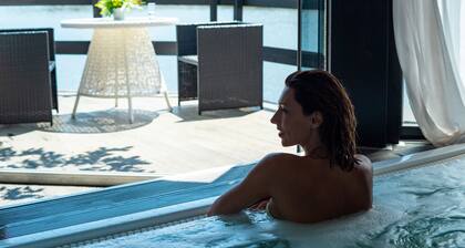 Hotel Phoebus Garden & Spa