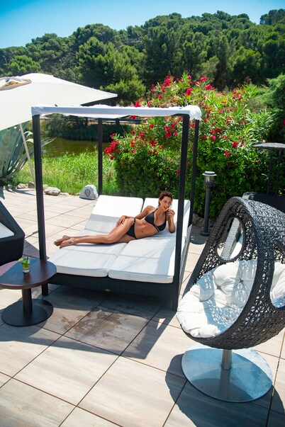 Hotel Phoebus Garden & Spa