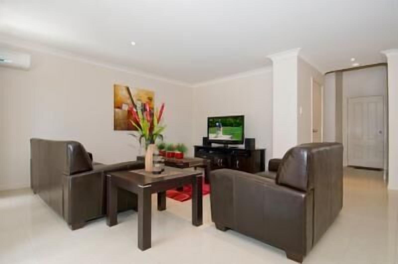 Bay Hideaway Resort — image 3