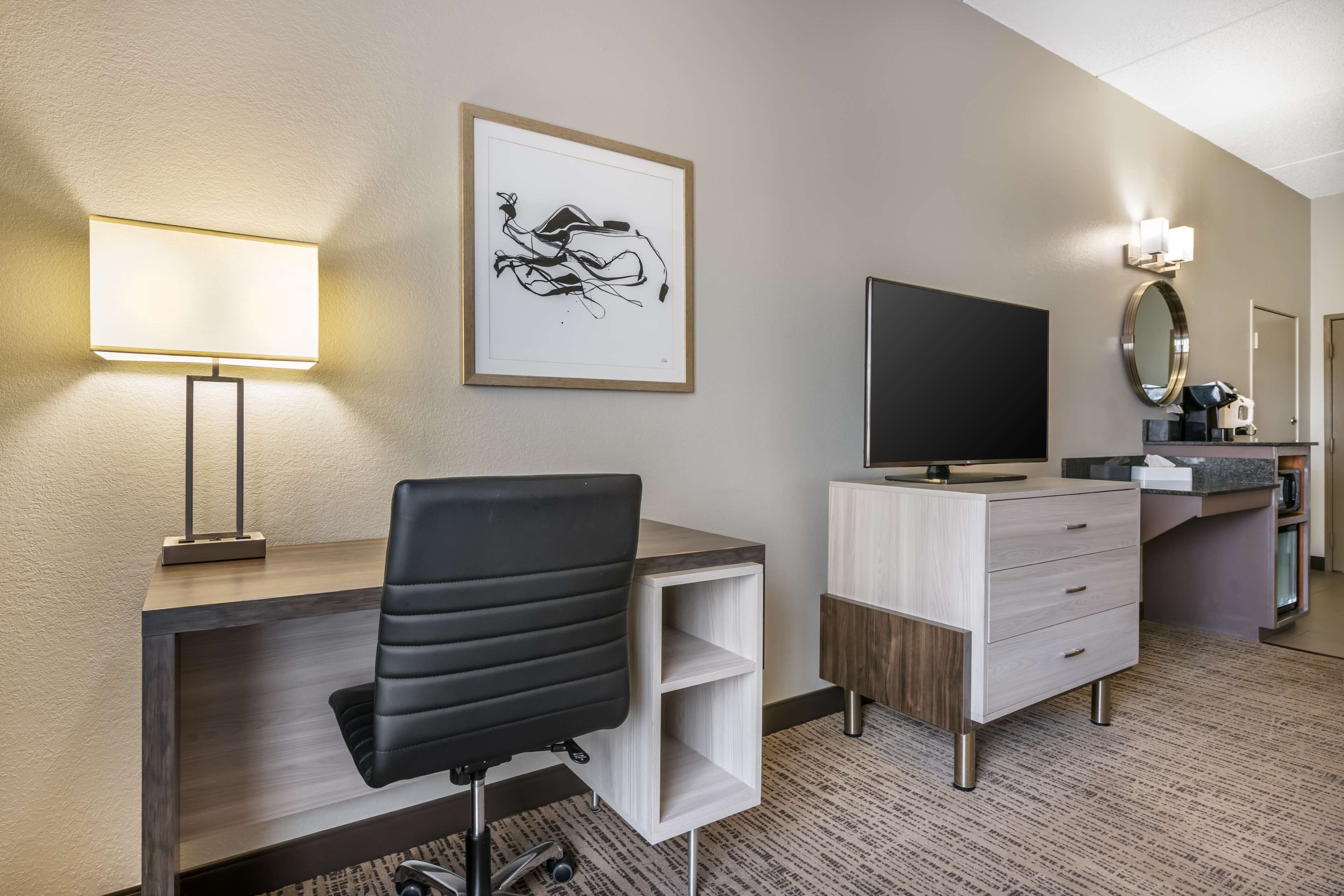 premium bedding, pillow-top beds, desk, laptop workspace