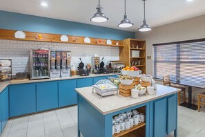 Free daily full breakfast 
