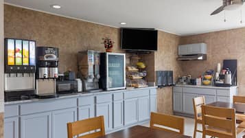 Desayuno para llevar gratuito y diario