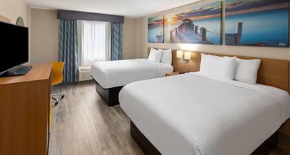 Days Inn by Wyndham Lincoln