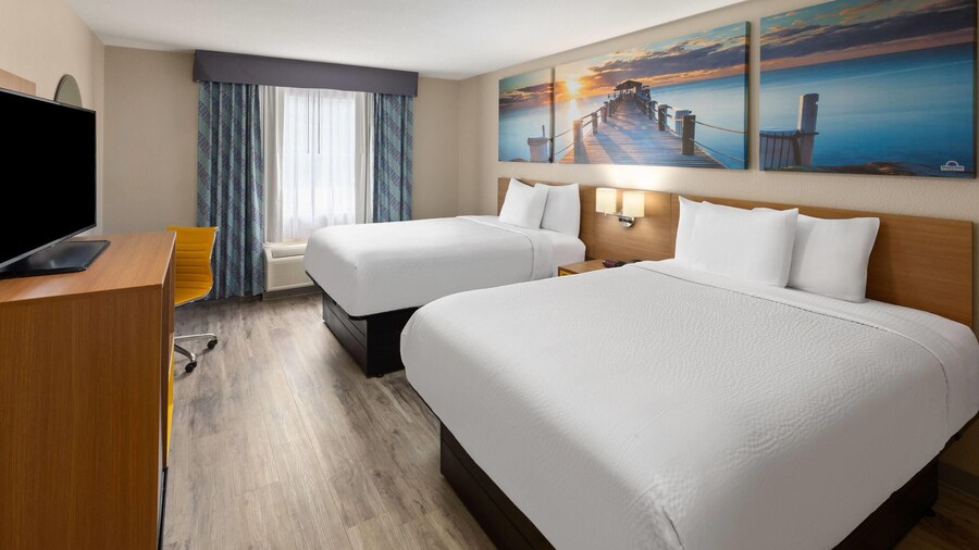 Days Inn by Wyndham Lincoln