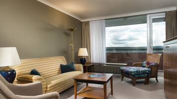In-room safe, desk, iron/ironing board, free WiFi