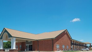 Exterior - Rodeway Inn Beebe (Beebe)