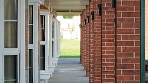 Exterior - Rodeway Inn Beebe (Beebe)