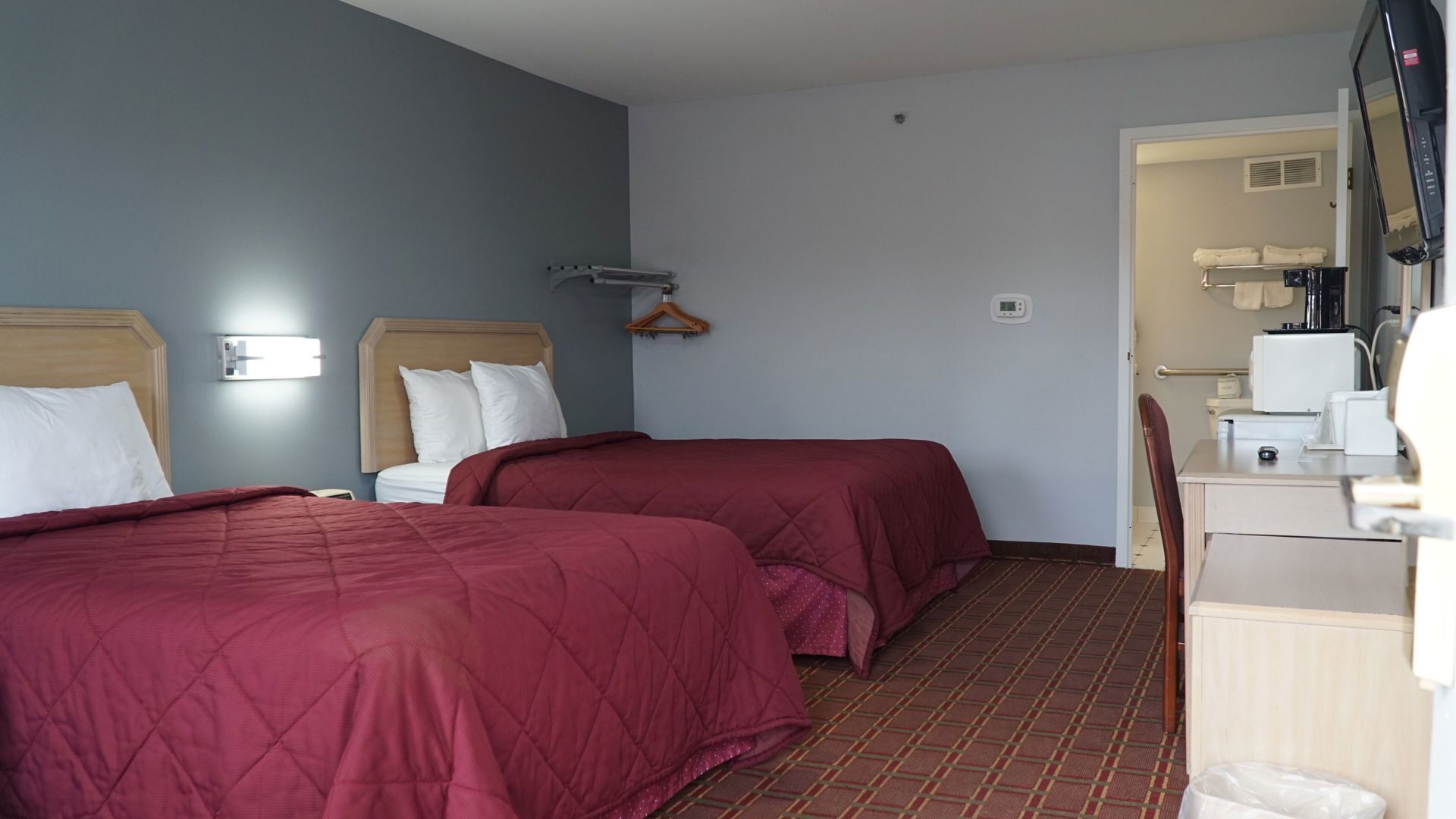 Desk, iron/ironing board, free WiFi, bed sheets
