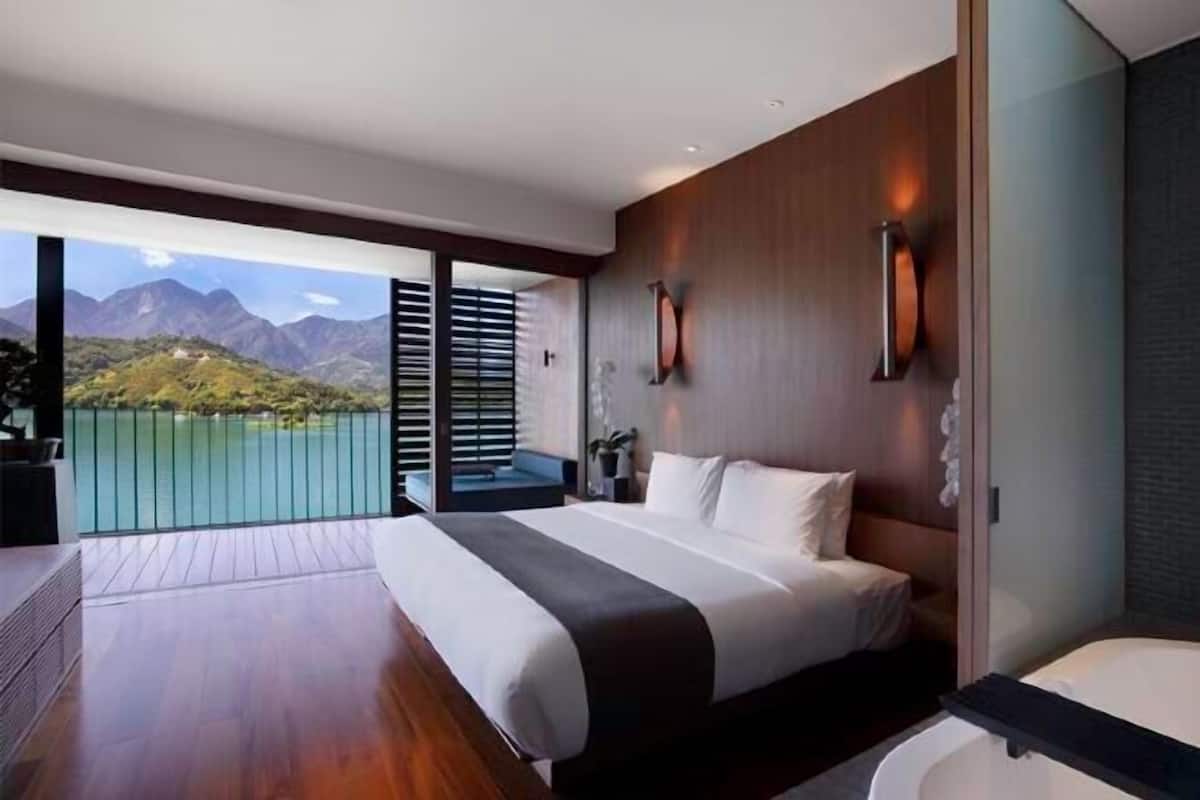 1 slaapkamer, luxe beddengoed, een kluis op de kamer, een bureau