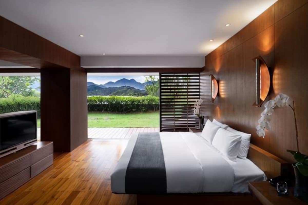 Courtyard Suite(One-Bedroom)
