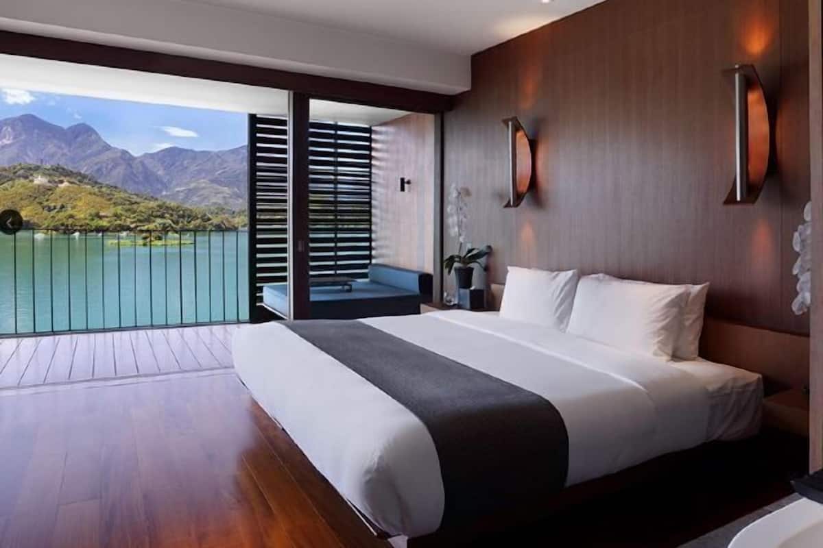 1 slaapkamer, luxe beddengoed, een kluis op de kamer, een bureau