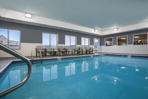 Indoor pool - Holiday Inn Express Hotel & Suites Clinton by IHG (Clinton)