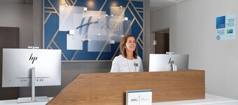 Holiday Inn Express Hotel & Suites Clinton by IHG
