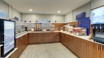 Free daily buffet breakfast