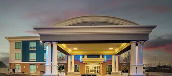 Holiday Inn Express & Suites Richmond by IHG