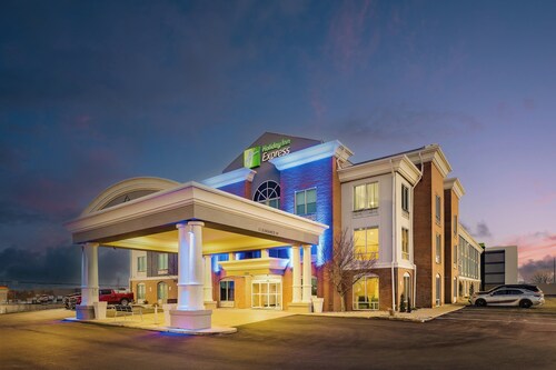Holiday Inn Express & Suites Richmond by IHG