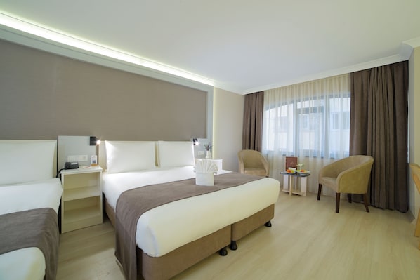 Deluxe-Dreibettzimmer