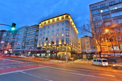 Bulvar Palas Old City Hotel