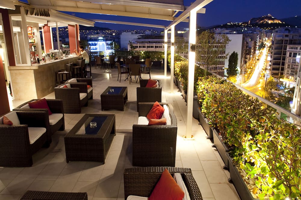 Crystal City Hotel