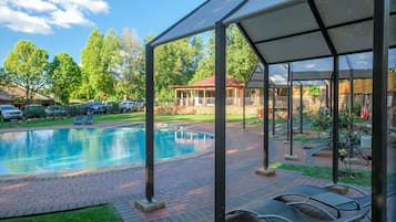 Outdoor pool, pool loungers