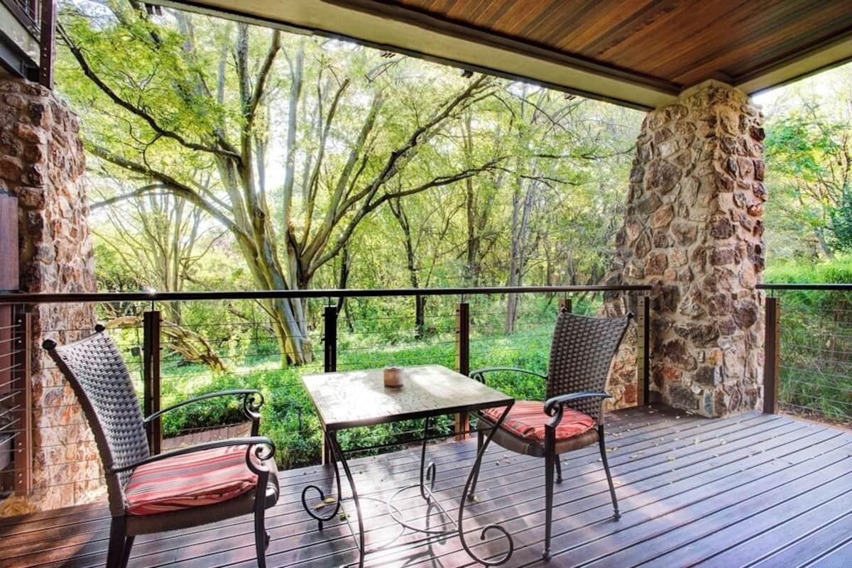 Superior-rum | Sängtillbehör av högsta kvalitet och minibar