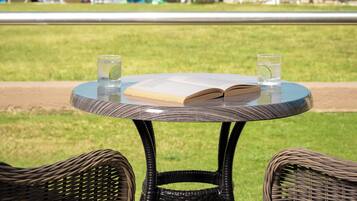 Bungalow, 1 letto matrimoniale, di fronte alla spiaggia | Terrazza/patio