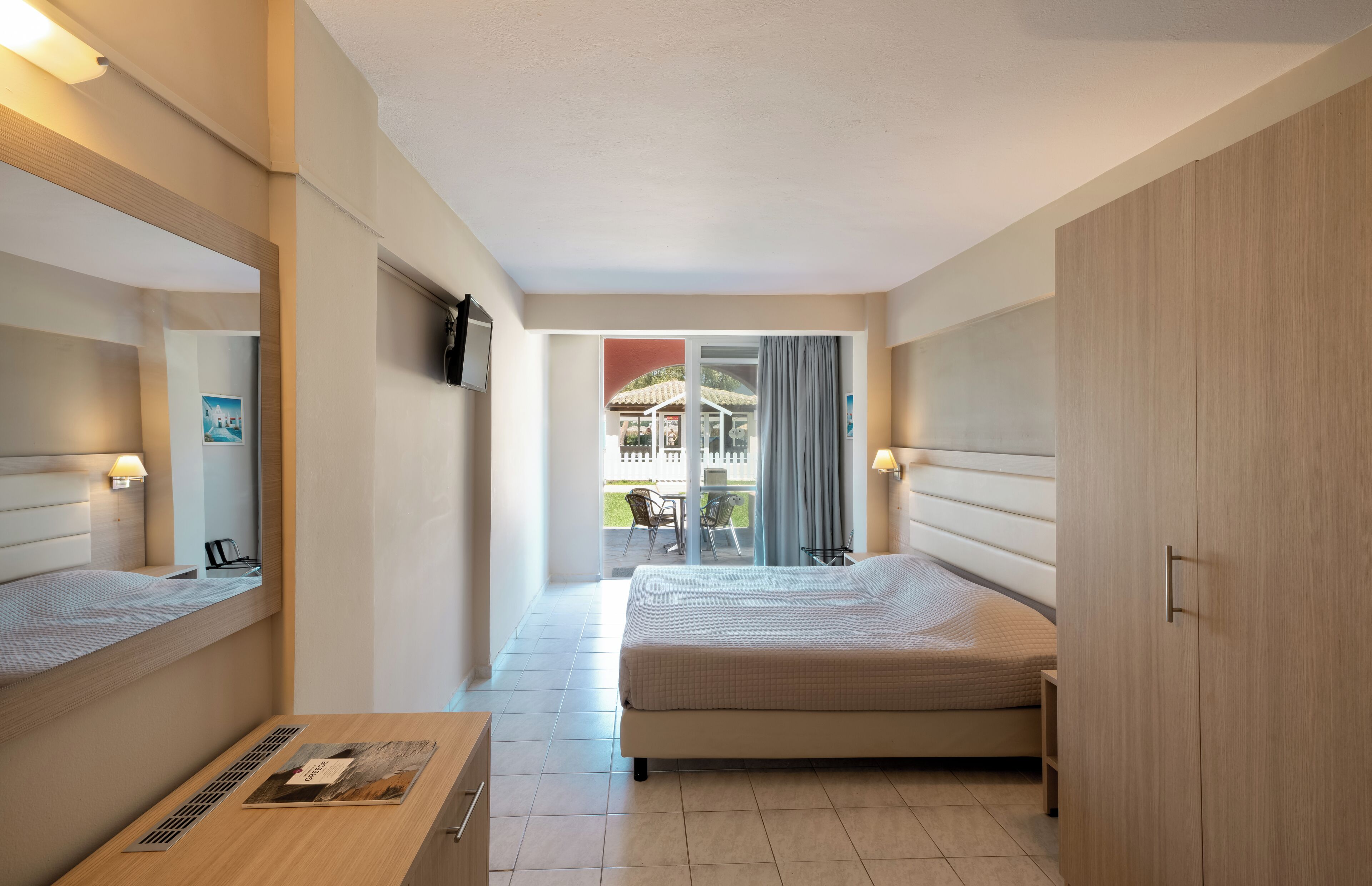 Quadruple Room, Garden View