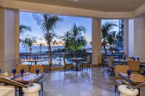 3 Restaurants, Frühstück