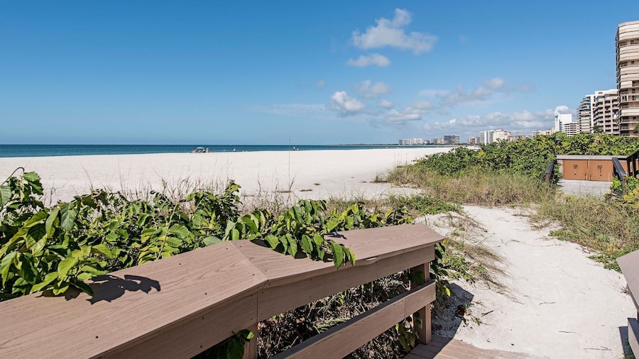 Marco Beach Vacation Suites