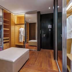 Penthouse, Club Lounge Access | 1 bedroom, hypo-allergenic bedding, minibar, in-room safe