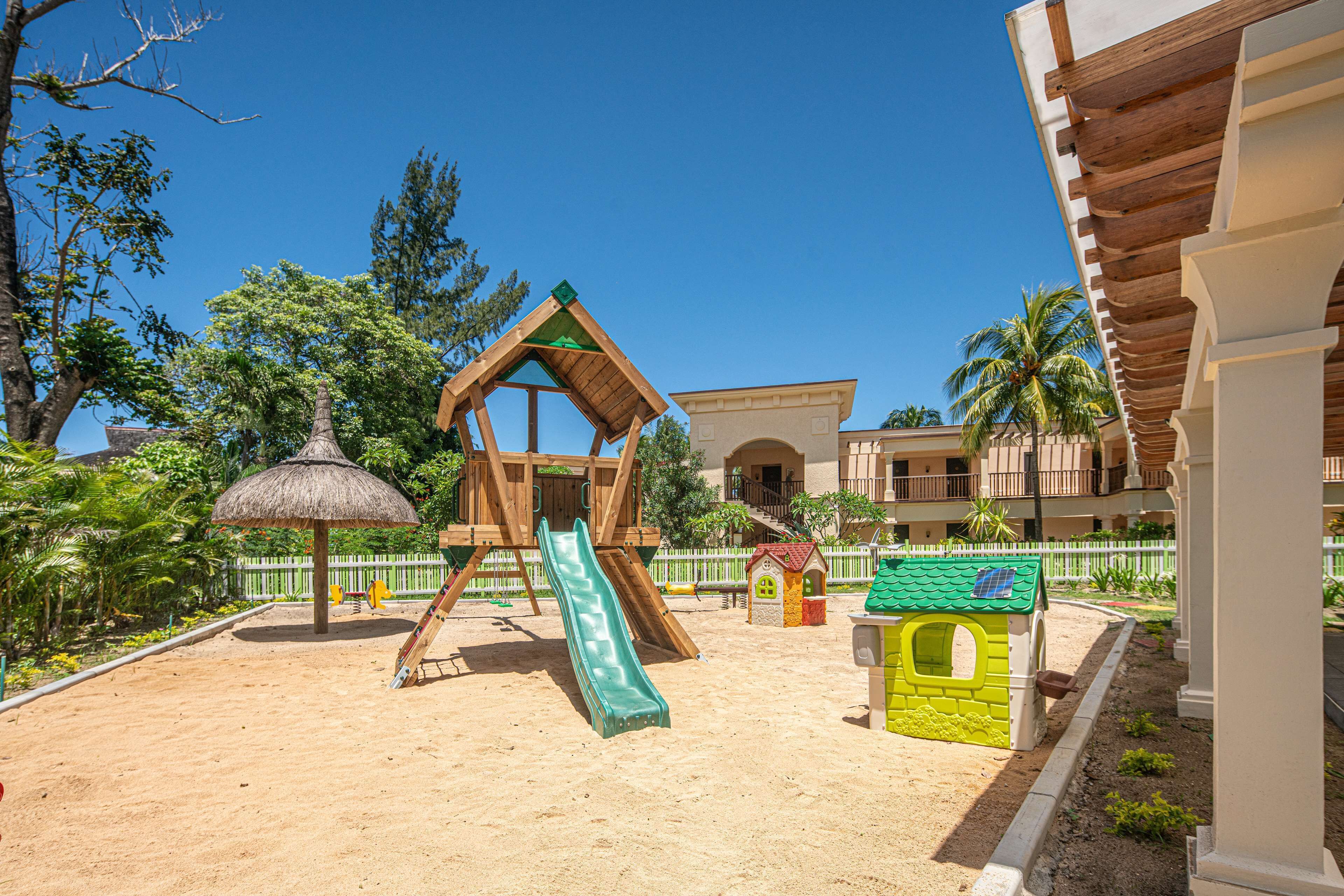 children’s play area – outdoor
