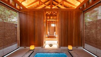Sauna, baño turco o hammam, tratamientos corporales y hidroterapia