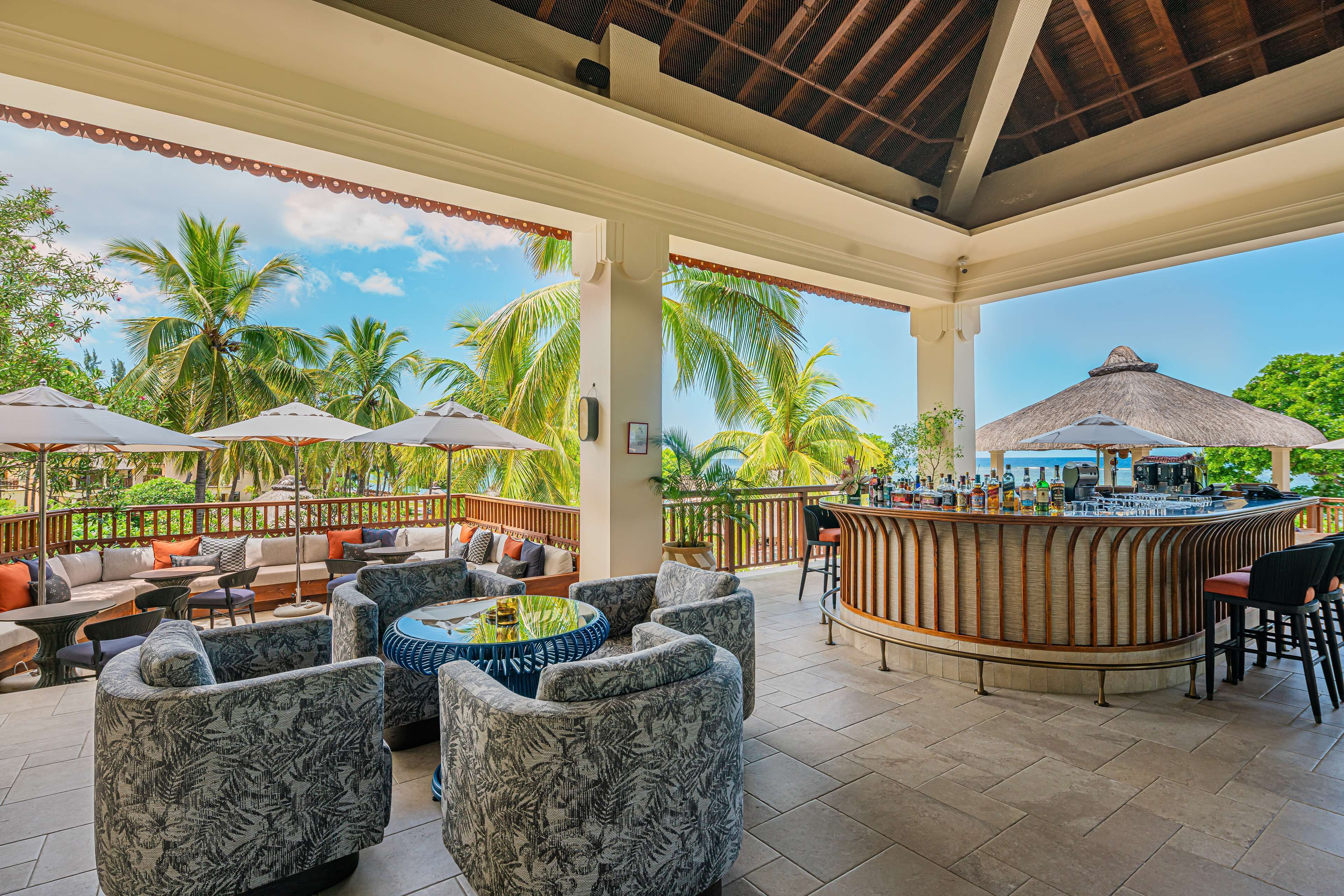 3 bars/lounges, 2 poolside bars, beach bar