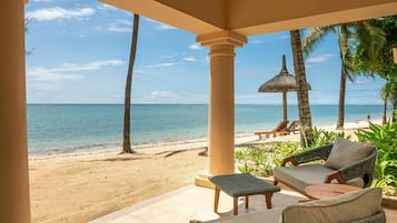 Suite junior, 1 cama de matrimonio grande, frente a la playa | Vistas desde la habitación