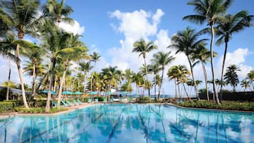 Outdoor pool, pool loungers